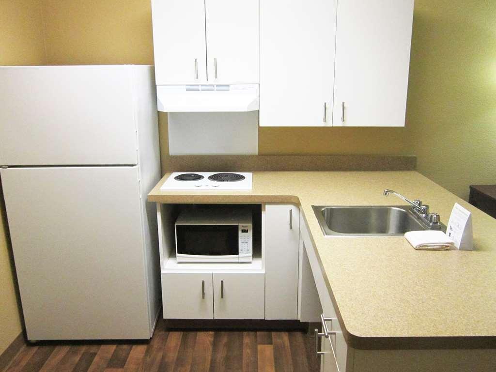 Extended Stay America Select Suites - Jacksonville - Lenoir Avenue East Quarto foto